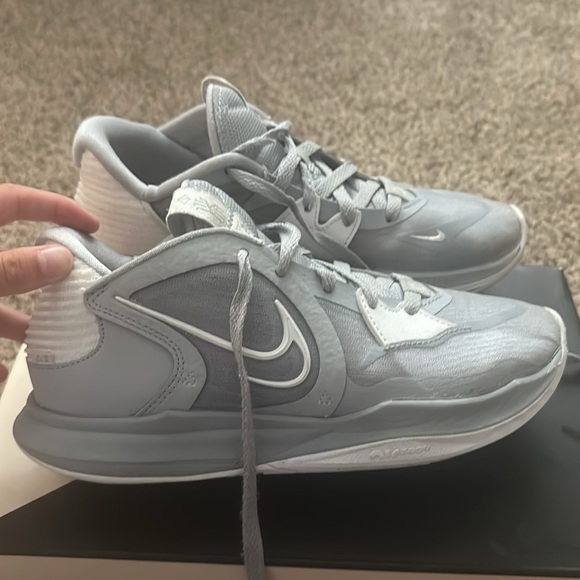 Women’s, Men’s Kyrie basketball shoes. - Picture 2 of 6